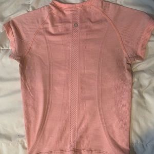 Lululemon swiftly tech size 4